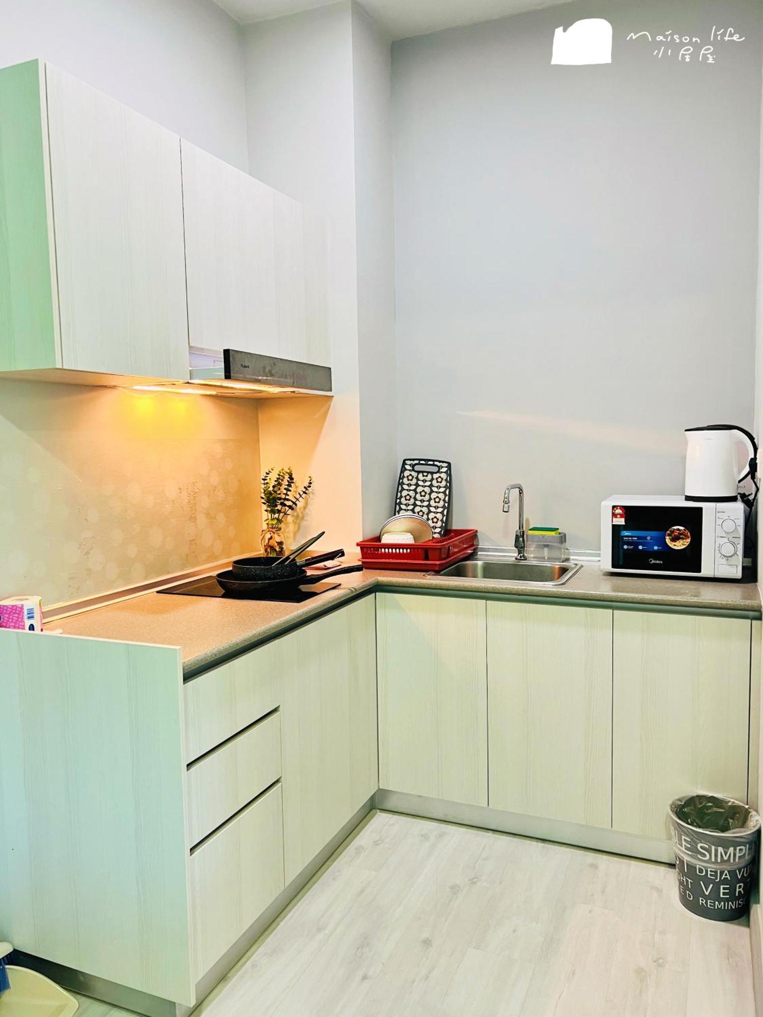 Maison Life 小居屋 Jesselton Quay Citypads Kota Kinabalu Exteriör bild