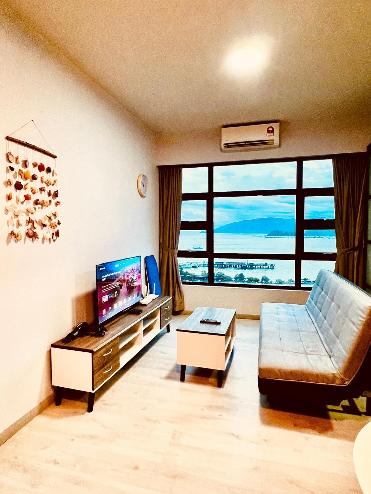 Maison Life 小居屋 Jesselton Quay Citypads Kota Kinabalu Exteriör bild