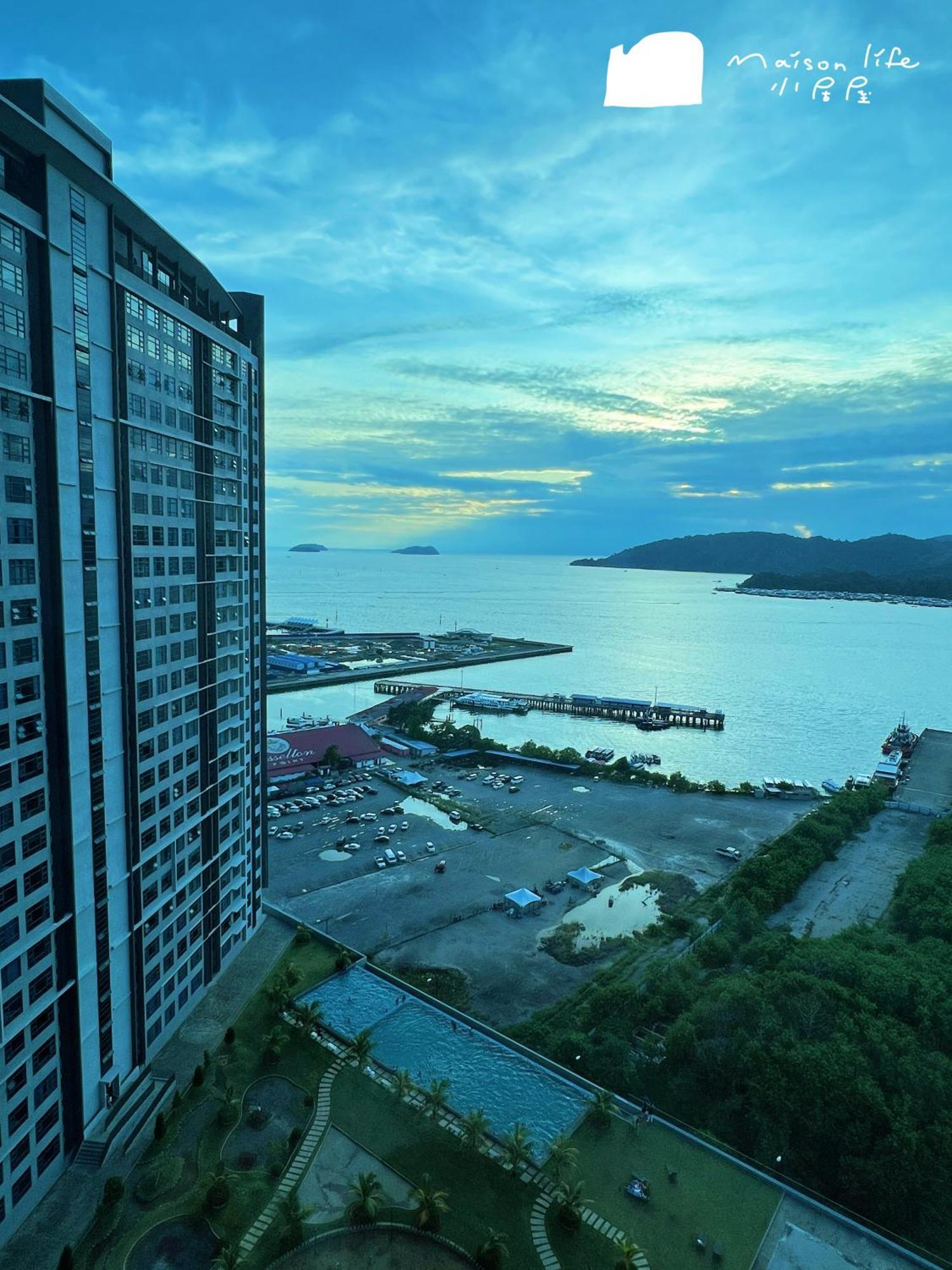Maison Life 小居屋 Jesselton Quay Citypads Kota Kinabalu Exteriör bild